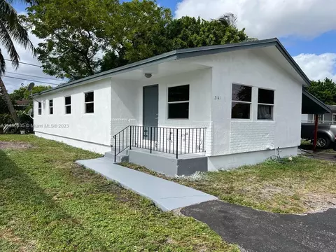 2141 NW 29th Ave, Fort Lauderdale, FL 33311