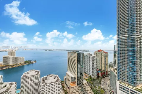 951 Brickell Ave #4002, Miami, FL 33131
