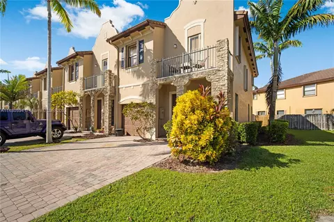 23470 SW 112th Pl, Homestead, FL 33032