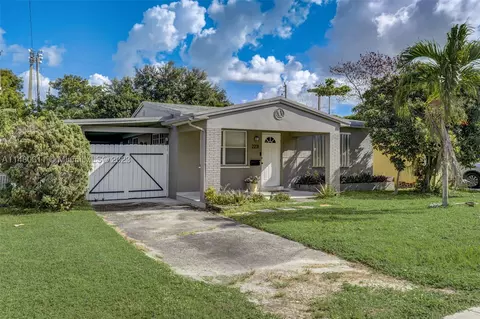 2231 Thomas St, Hollywood, FL 33020