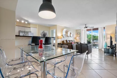 19601 E Country Club Dr #7203, Aventura, FL 33180