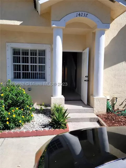 Undisclosed, Kendall, FL 33186