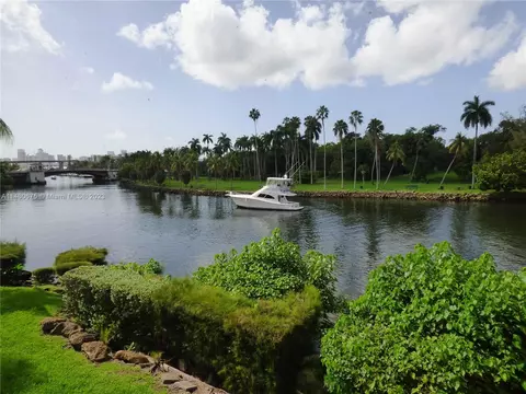 1740 NW N River Dr #226, Miami, FL 33125