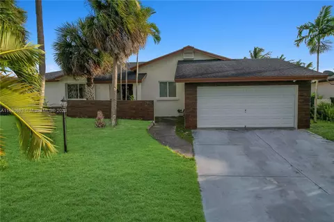 7860 SW 197th Ter, Cutler Bay, FL 33189
