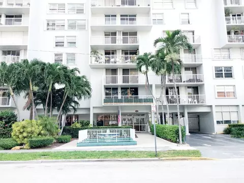 150 SE 25th Rd #3I, Miami, FL 33129