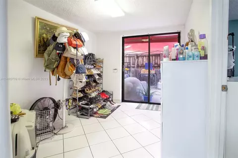 3940 W 3rd Ave, Hialeah, FL 33012 photo 54