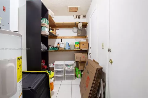 3940 W 3rd Ave, Hialeah, FL 33012 photo 23