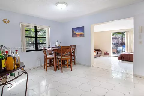 3940 W 3rd Ave, Hialeah, FL 33012 photo 31