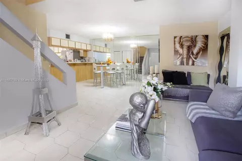 3940 W 3rd Ave, Hialeah, FL 33012 photo 24