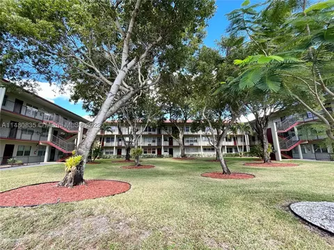 13455 SW 3rd St #207S, Pembroke Pines, FL 33027