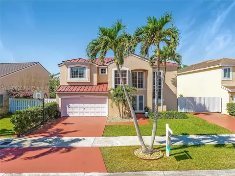 9756 SW 154th Pl, Miami, FL 33196