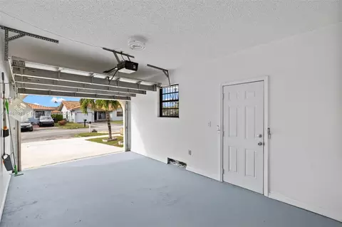 7557 W 4th Ln, Hialeah, FL 33014 photo 38
