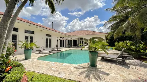 6990 SW 90th St, Pinecrest, FL 33156