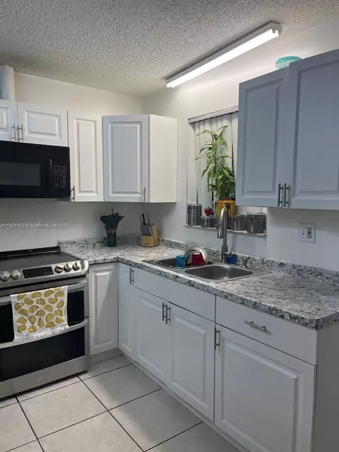 18331 NW 44th Pl, Miami Gardens, FL 33055