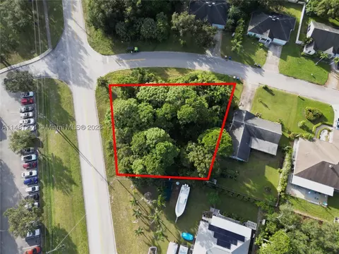 606 19th Pl SW, Vero Beach, FL 32962