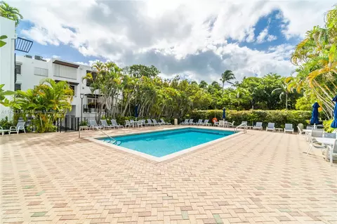 Exterior - 127 Enid Dr #14, Key Biscayne, FL 33149 photo 11 of 17