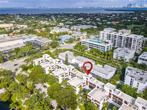 View/Area - 127 Enid Dr #14, Key Biscayne, FL 33149 photo 5 of 14