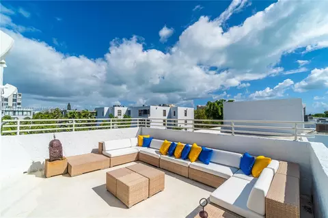 Exterior - 127 Enid Dr #14, Key Biscayne, FL 33149 photo 6 of 17