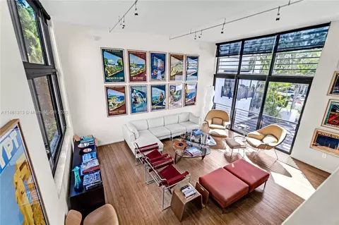 Living - 127 Enid Dr #14, Key Biscayne, FL 33149 photo 3 of 3