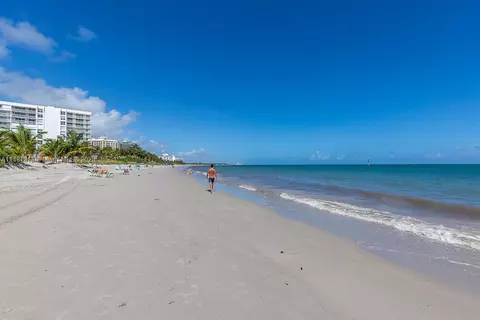 View/Area - 127 Enid Dr #14, Key Biscayne, FL 33149 photo 14 of 14