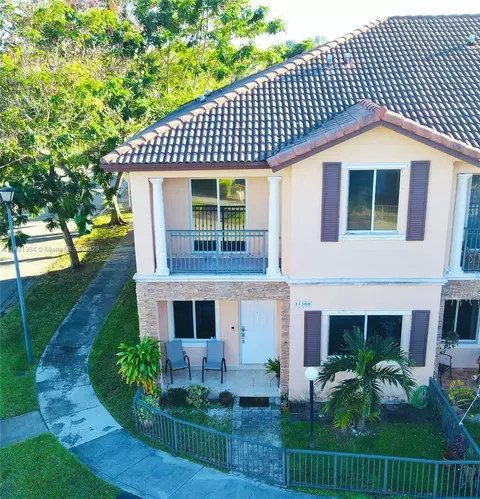 11300 SW 230th Ter, Miami, FL 33170