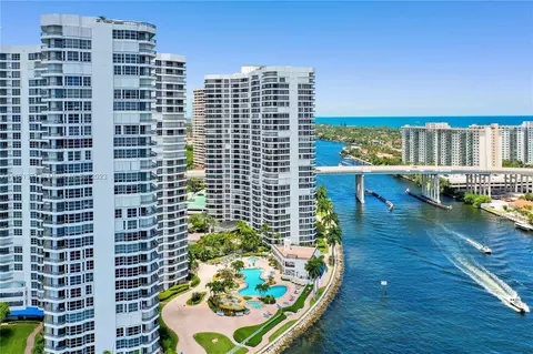 19101 NE 36th Ct #1605, Aventura, FL 33180