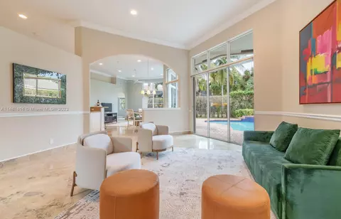 3740 Oak Ridge Cir, Weston, FL 33331
