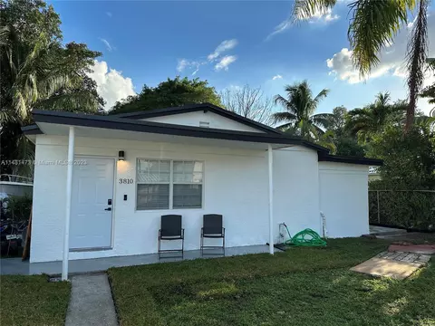 3810 SW 28th St, West Park, FL 33023