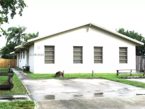 5927-5929 Garfield St, Hollywood, FL 33021