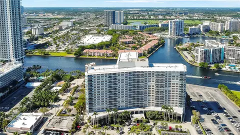 3800 S Ocean Dr #1621, Hollywood, FL 33019
