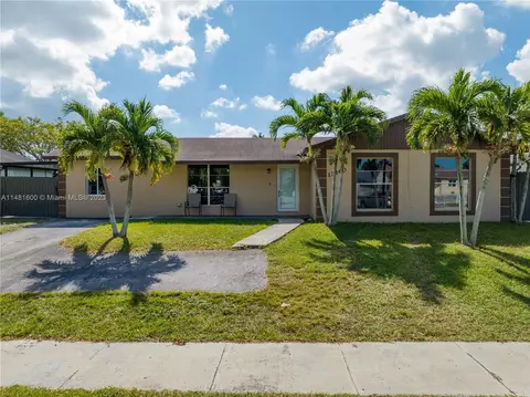 12460 SW 264th St, Homestead, FL 33032