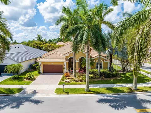 2486 Quail Roost Dr, Weston, FL 33327