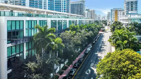 6000 Collins Ave #123, Miami Beach, FL 33140