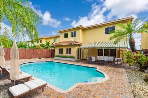 13744 SW 124th Ave Rd, Miami, FL 33186