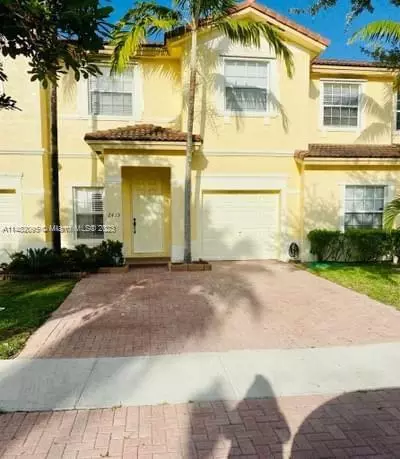 2415 NE 42nd Ave, Homestead, FL 33033