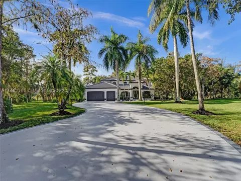 5812 NW 83rd Ter, Parkland, FL 33067