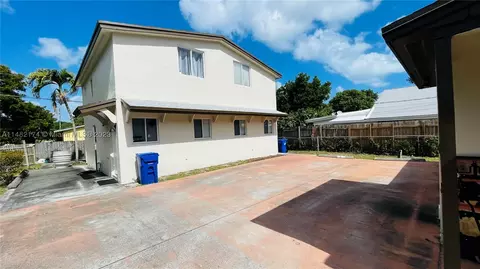 413 SE 22nd St, Fort Lauderdale, FL 33316