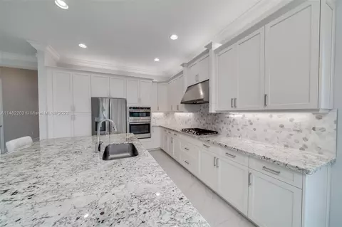 9554 Portugese Pine Grv, Boynton Beach, FL 33473