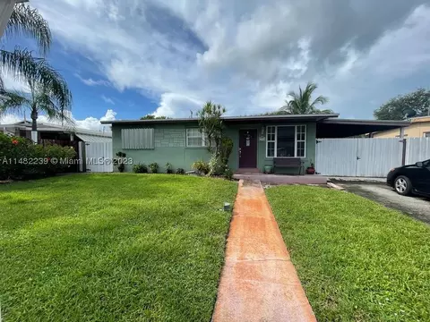 Undisclosed, Hollywood, FL 33024