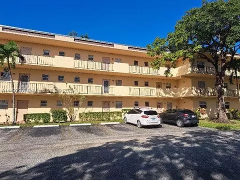 101 Berkley Rd #109, Hollywood, FL 33024