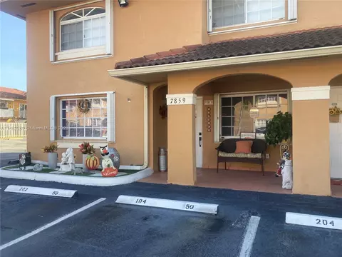 7859 W 36th Ave #104, Hialeah, FL 33018