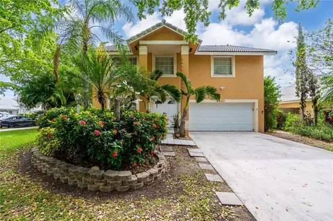 9410 SW 212th Ter, Cutler Bay, FL 33189