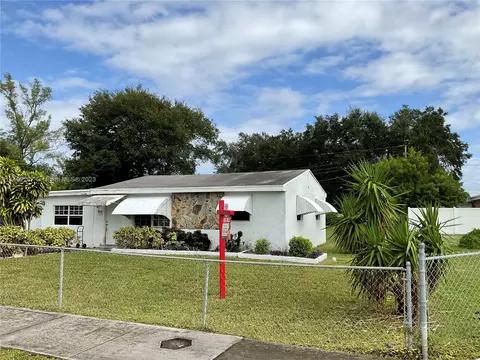 135 Ronald Rd, West Park, FL 33023