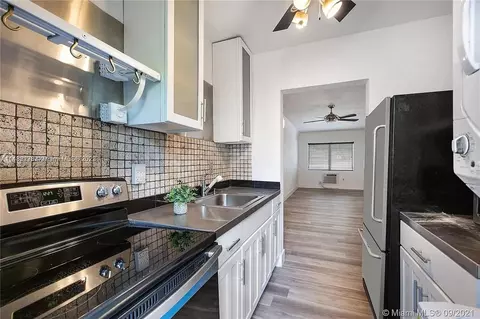 641 Espanola Way #9, Miami Beach, FL 33139