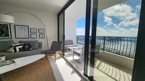555 NE 15th St #32H, Miami, FL 33132