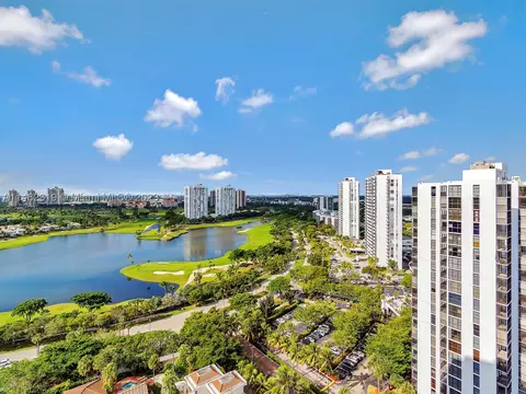 20281 E Country Club Dr #1905, Aventura, FL 33180