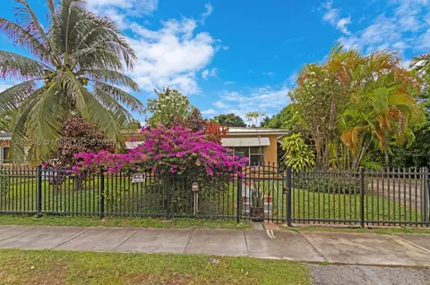 1246 NE 110th Ter, Miami, FL 33161