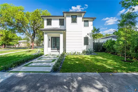 5241 SW 6th St, Miami, FL 33134
