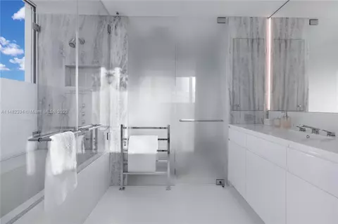 9111 Collins Ave #N-PH4, Surfside, FL 33154 photo 23