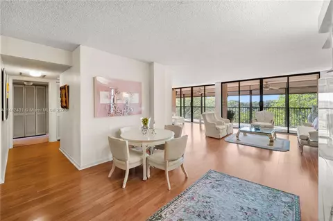 2812 N 46th Ave #G566, Hollywood, FL 33021